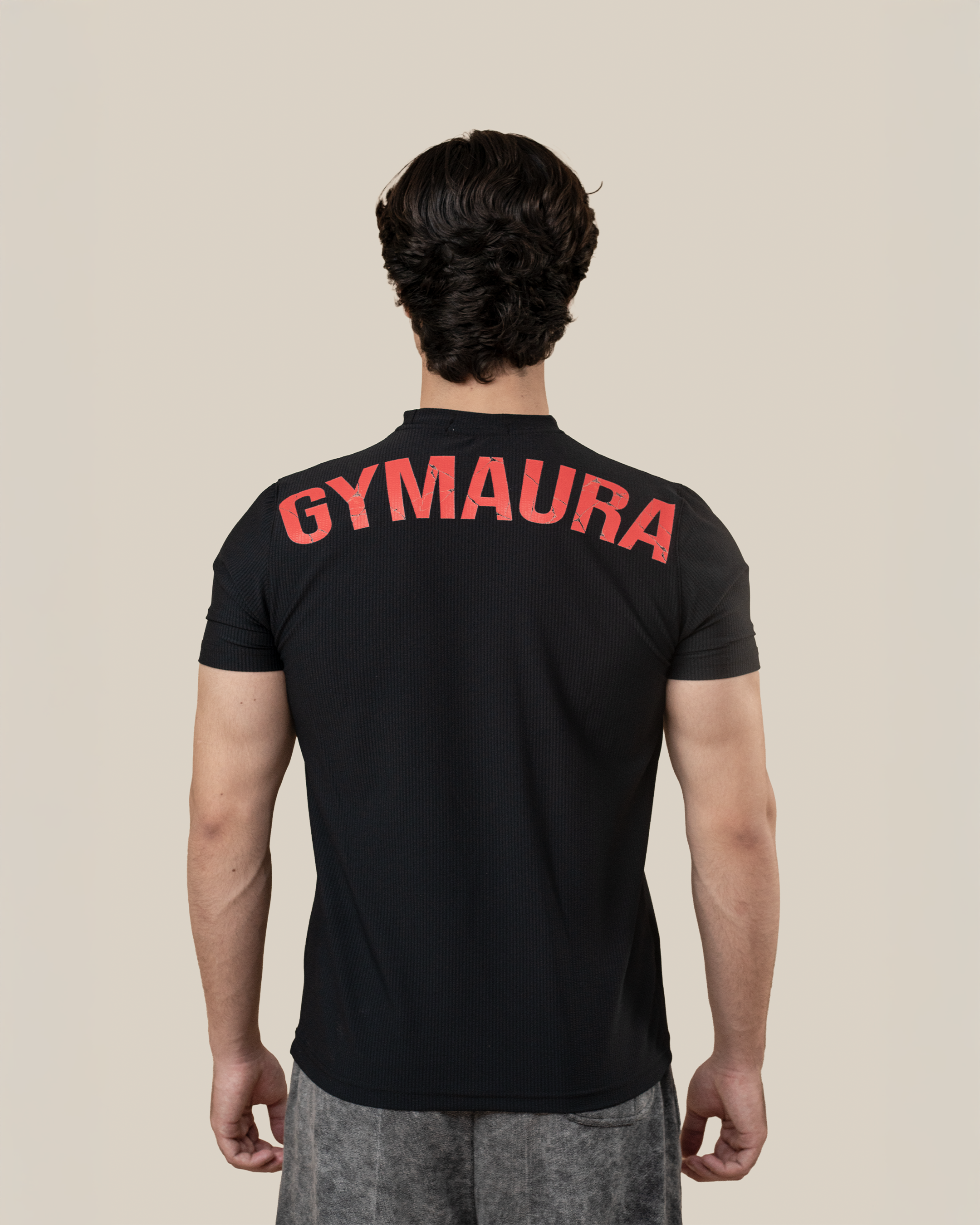 LIGHTWEIGHT TRAINING T-SHIRT
